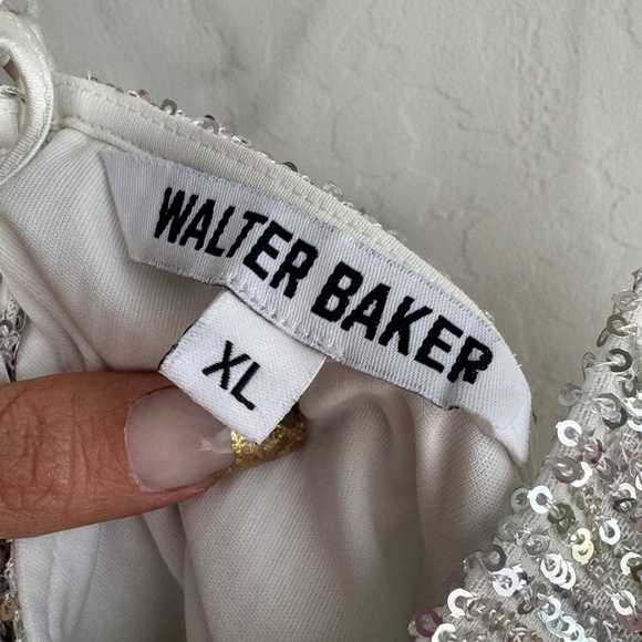 Walter Baker Silver Sequin Cynthia Crop Top size XS - Picture 7 of 9
